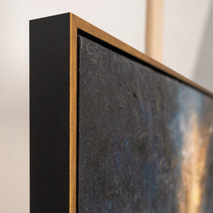Handgemaltes abstraktes Querformat Gemälde „Silberne Tiefe" – Blau & Gold, 50x70 cm mit schwarzem Goldrahmen