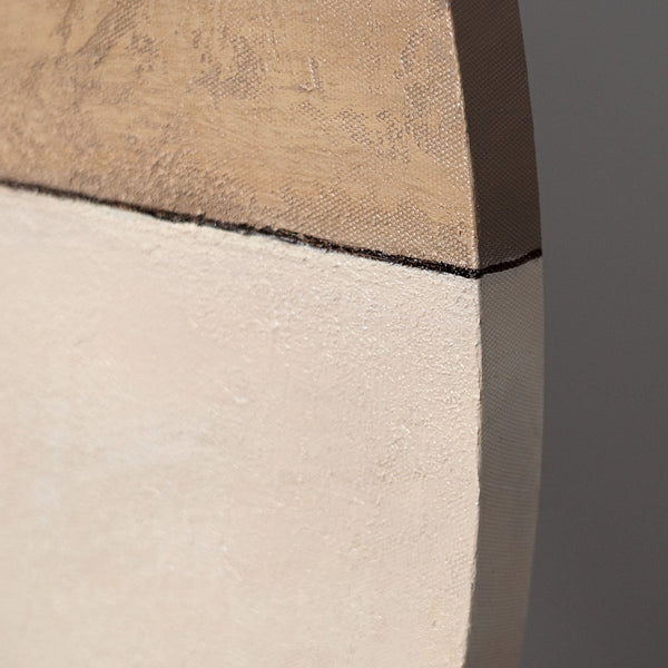 Runde Acrylbild „Ornamente der Zeit“ – Abstrakte Strukturkunst in Erdtönen