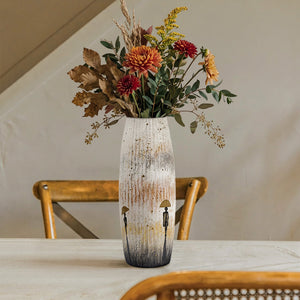 Porzellanvase handbemalt in Weiß und Ocker, 29 cm