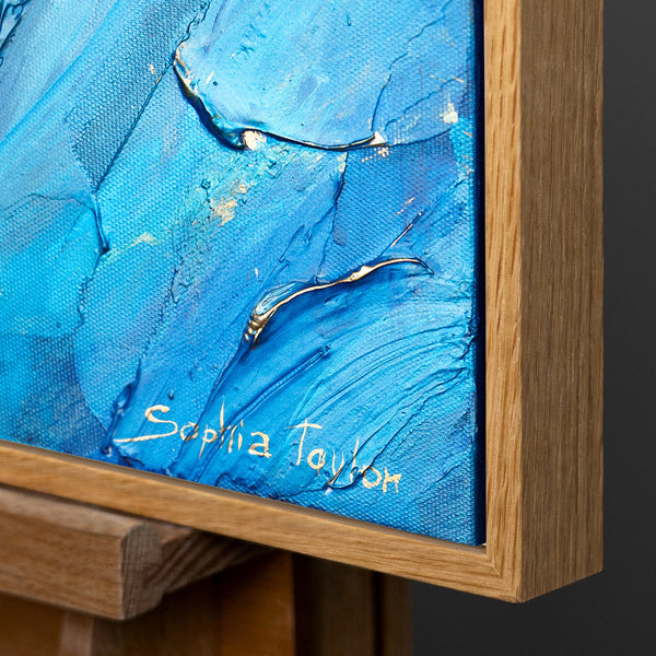 Natürlicher Holzrahmen mit warmer 
Maserung und modernem Design