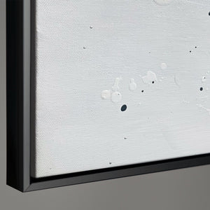 Abstract canvas schilderij met lijst "Energie van Lijnen" – Monochrome kunst met goud

