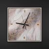 Ausgefallene Wanduhr lautlos – Handgemalte Marmor-Abstraktion Rosa, Grau & Gold, quadratisch